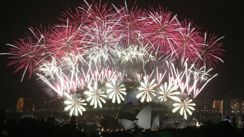 澳大利亚最大城市悉尼的焰火表演吸引了160万民众观看。