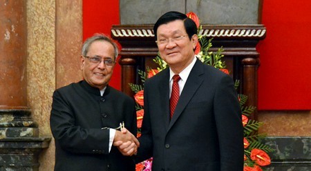张晋创主席与普拉纳布·幕克吉总统。