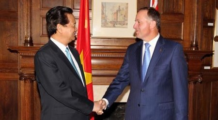 越南政府总理阮晋勇与新西兰总理约翰•基。
