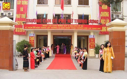 越南中央妇女干部学校将升级为越南妇女学院。