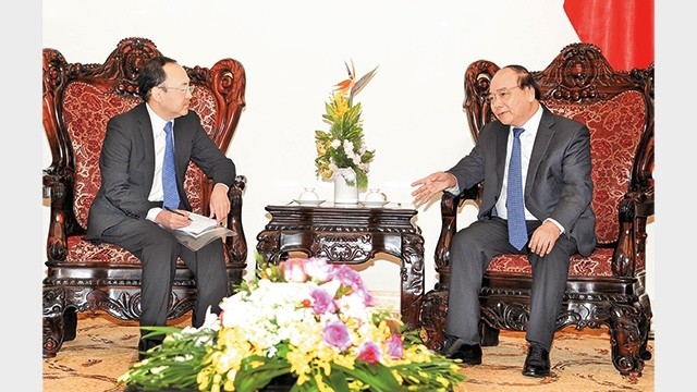 越南政府总理阮春福会见日本贸易振兴机构驻越首席代表川田。陈海 摄