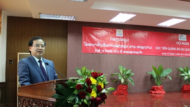越南旅游总局副总局长何文超发表讲话。