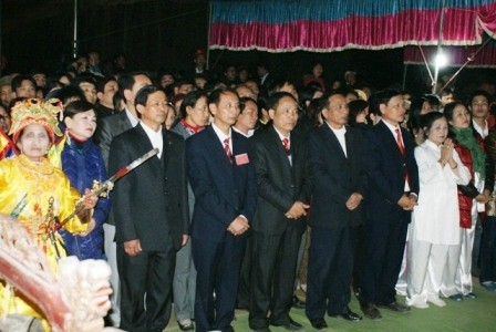 清化省领导人出席开印仪式。