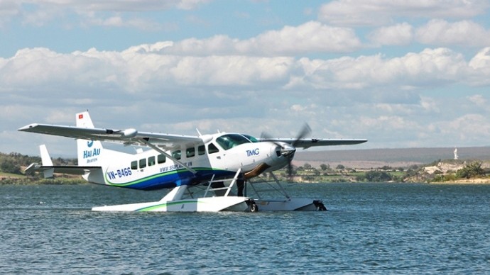 图为：海鸥航空股份公司水上飞机。
