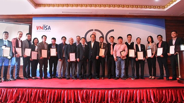 越南数字签名和电子交易俱乐部亮相仪式。（图片来源：越南电视台报网）