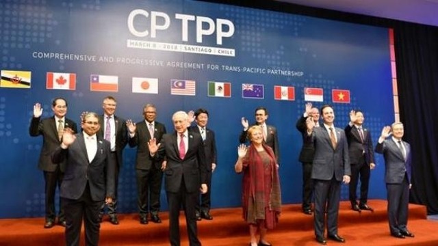11国代表在智利首都圣地亚哥召开会议，正式签署CPTPP。（图片来源：Nikkei）