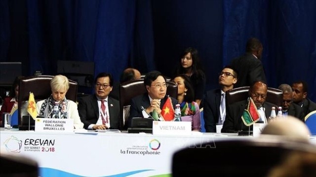 范平明副总理在第十七届法语国家组织峰会上发言。（图片来源：越通社）