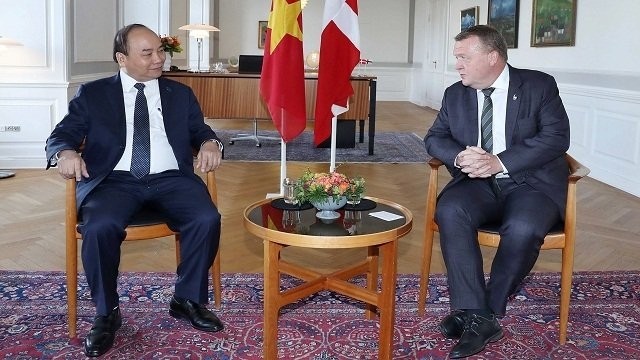 越南政府总理阮春福与丹麦首相拉尔斯·勒克·拉斯穆森举行会谈。