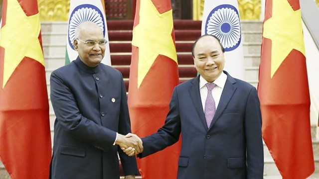 越南政府总理阮春福会见印度总统拉姆·纳特·科温德。（图片来源： 陈海 摄）