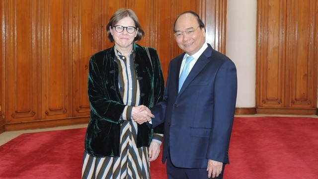 越南政府总理阮春福会见欧洲议会副议长海蒂•豪托拉。陈海 摄