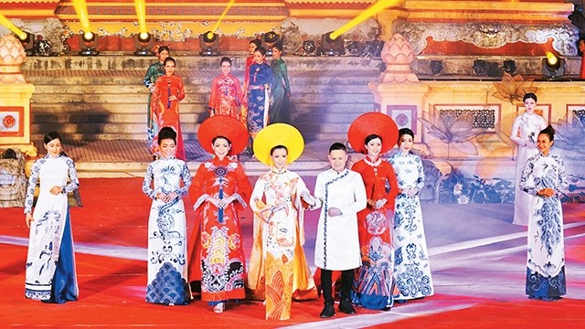 2018年顺化传统长衣节。（图片来源： 阮功后 摄）