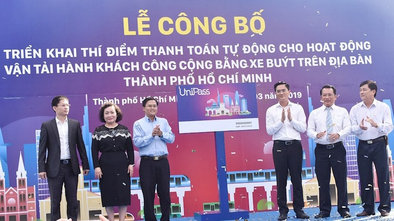 公布仪式。（图片来源：hcmcpv.org.vn）