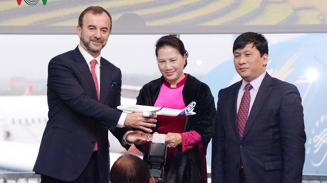 越南国会主席阮氏金银出席空客客机交付仪式。（图片来源：越南之声）