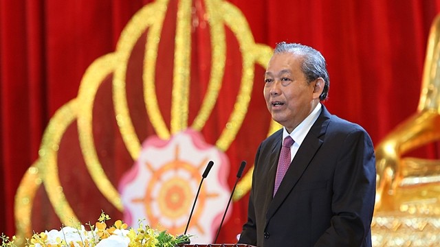 越南政府常务副总理张和平在闭幕式上发表讲话。