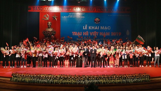 2019年越南夏令营活动拉开帷幕。（图片来源：太原报）