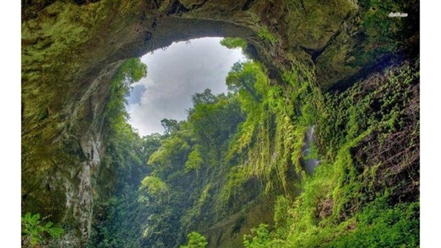 山洞洞穴跻身世界最具吸引力的九大探险游路线 。