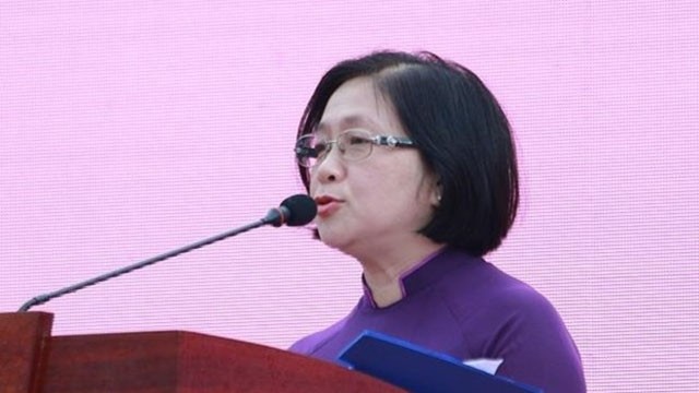 越南人口与计划生育总局副局长阮氏玉兰在集会上发言。（图片来源：越通社）