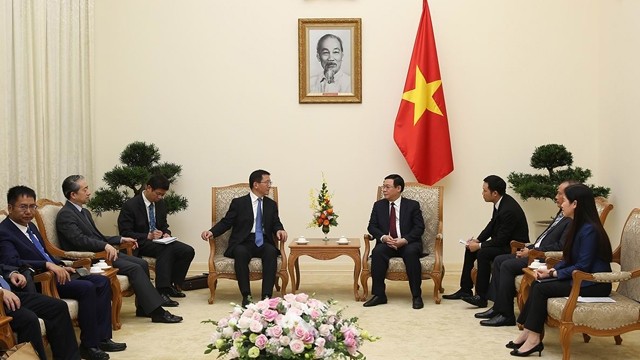 政府副总理王廷惠会见中国云南省委副书记王予波。