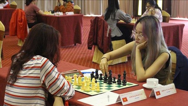 越南棋手参加角逐。