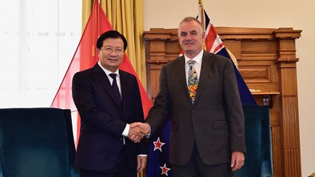 郑廷勇副总理会见新西兰议会议长特莱弗‧马拉德。（图片来源：VGP）
