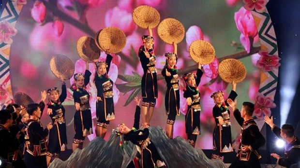第六届越南-老挝-中国三国边境县抛绣球节闭幕式。
