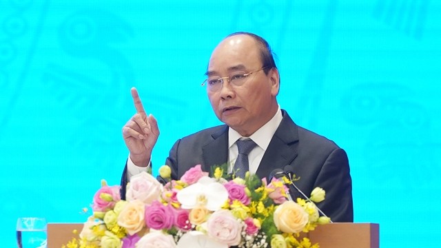阮春福总理在会上发表总结讲话。