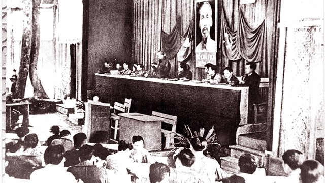 党的第二次全国代表大会于1951年2月11日至19日在宣光省占化县荣光乡召开。