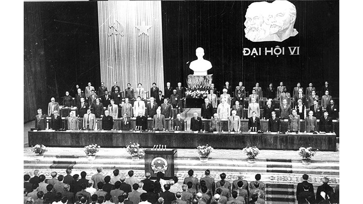 越南共产党第六次大会于1986年12月15日至18日在首都河内召开。
