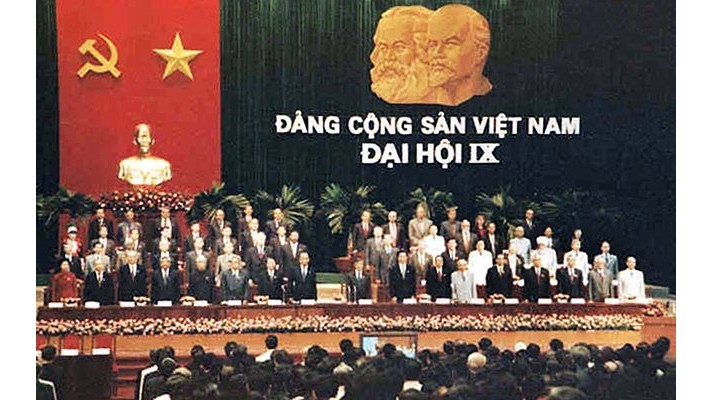 党的第九次全国代表大会于2001年4月19日至22日在首都河内召开。