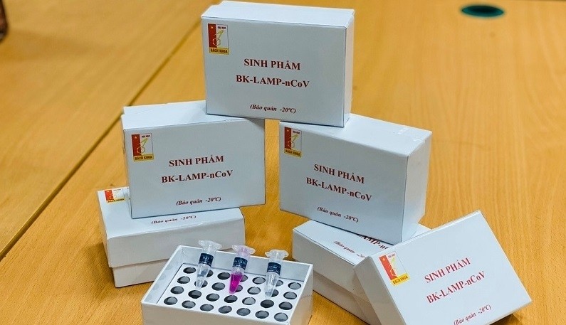 越南自主研制的新冠病毒检测试剂盒。（图片来源：人民报网）