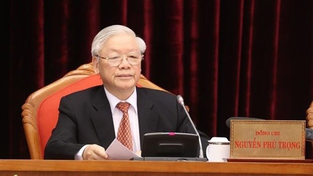 越共中央总书记、国家主席阮富仲在闭幕会上发表重要演讲。