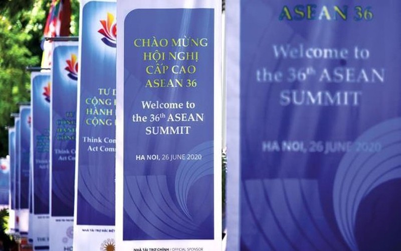 附图：本届东盟峰会首次以视频方式召开。