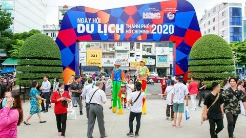 胡志明市旅游节吸引近20万多人次参加。