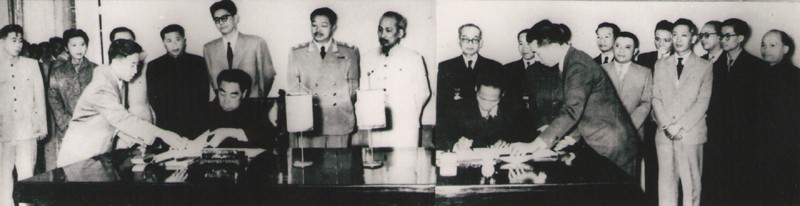 胡志明主席出席《越南中国联合声明》签字仪式（1956年）