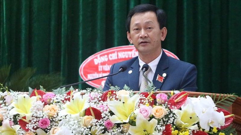 杨文庄同志当选昆嵩省委书记。