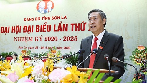 阮友东同志当选山萝省委书记。