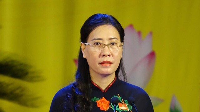 裴氏琼云同志当选为广义省委书记。