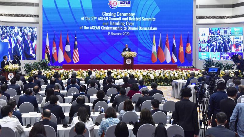 第37届东盟峰会及系列相关会议已取得圆满成功。（陈海 摄）