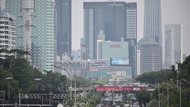 印度尼西亚首都雅加达被烟霾笼罩。