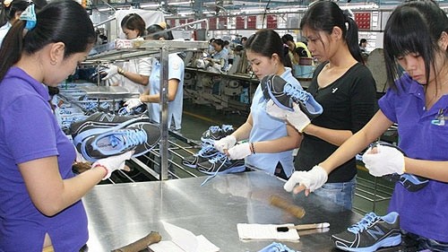附图：越南出口订单逐渐恢复。