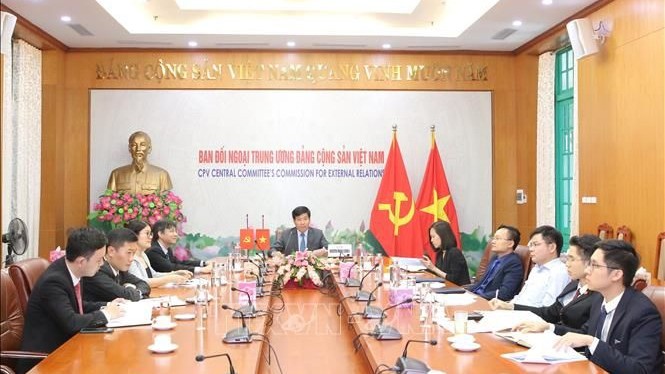 越南共产党代表团出席亚洲政党国际会议常委会第34次会议。
