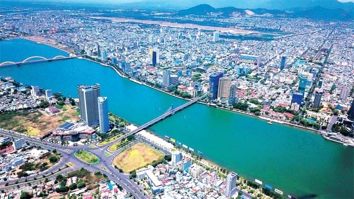 附图：岘港市。