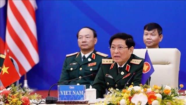 吴春历部长在会议开幕式上致辞。