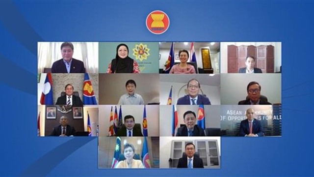 2021年文莱东盟主席年的首场会议全景。