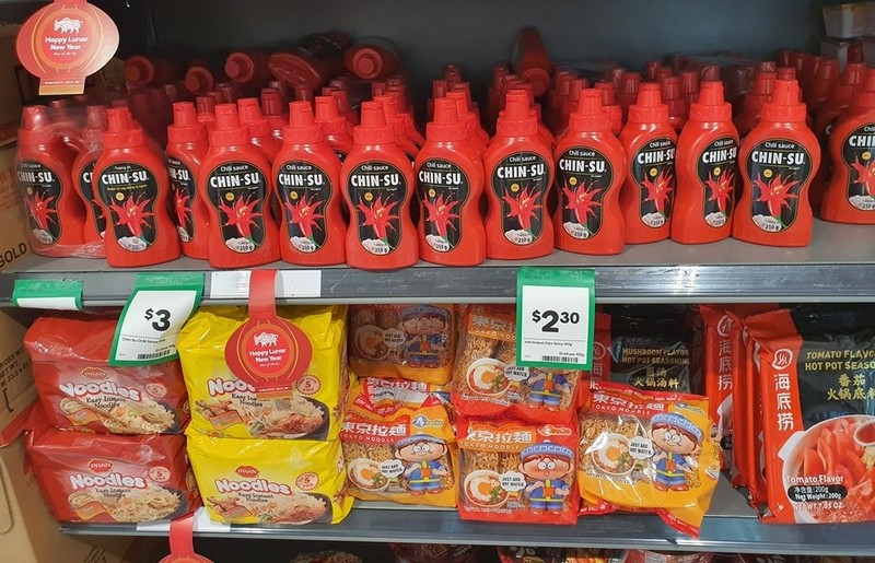 澳大利亚各家超市货架上摆满越南产品。（图片来源：越通社）