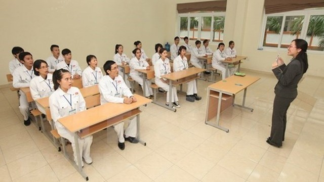 越南护理培训班。