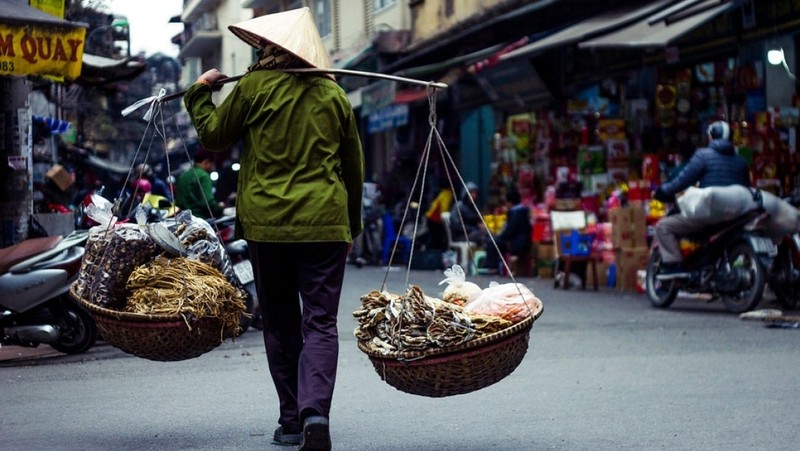 由Abdul Aziz Ibrahim拍摄关于越南人生活的照片。（图片来源：VOV）