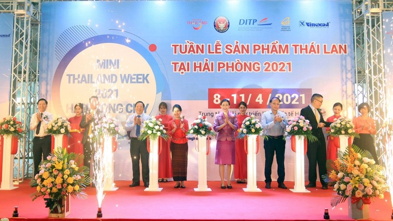 2021年泰国产品展销周在海防市开幕。