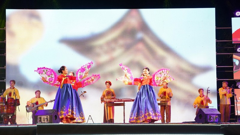 2021年广南韩国文化日开幕式上的表演节目之一。（图片来源：广南报网）