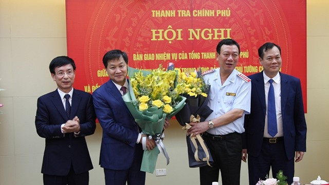 越南政府监察总署总监察长职务交接仪式在河内举行。